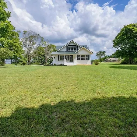 Beautiful And Spacious Fully Renovated Farmhouse Winchester Exterior photo