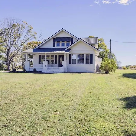 Beautiful And Spacious Fully Renovated Farmhouse Winchester Exterior photo