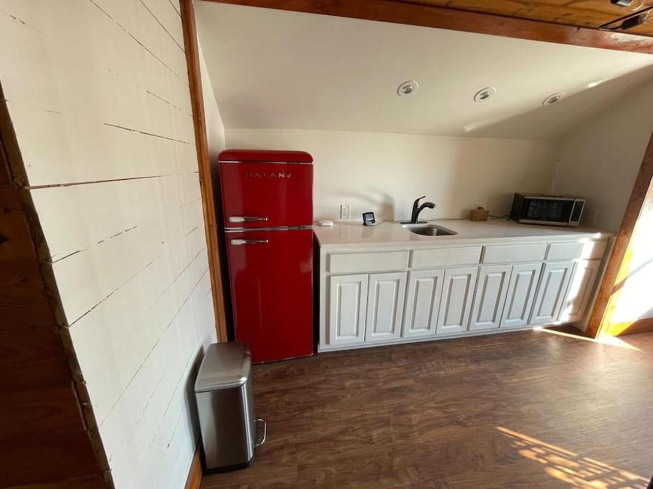 Beautiful And Spacious Fully Renovated Hébergement de vacances