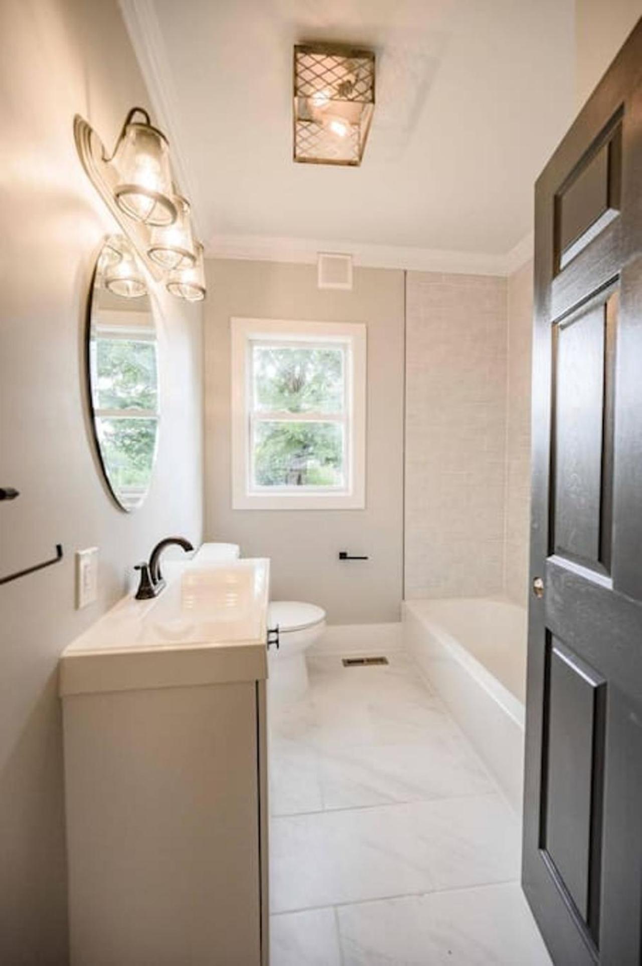 Beautiful And Spacious Fully Renovated Hébergement de vacances *